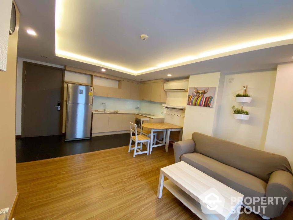 picture 2-BR Condo at Via Botani near BTS Phrom Phong (ID 531399) - 17/17