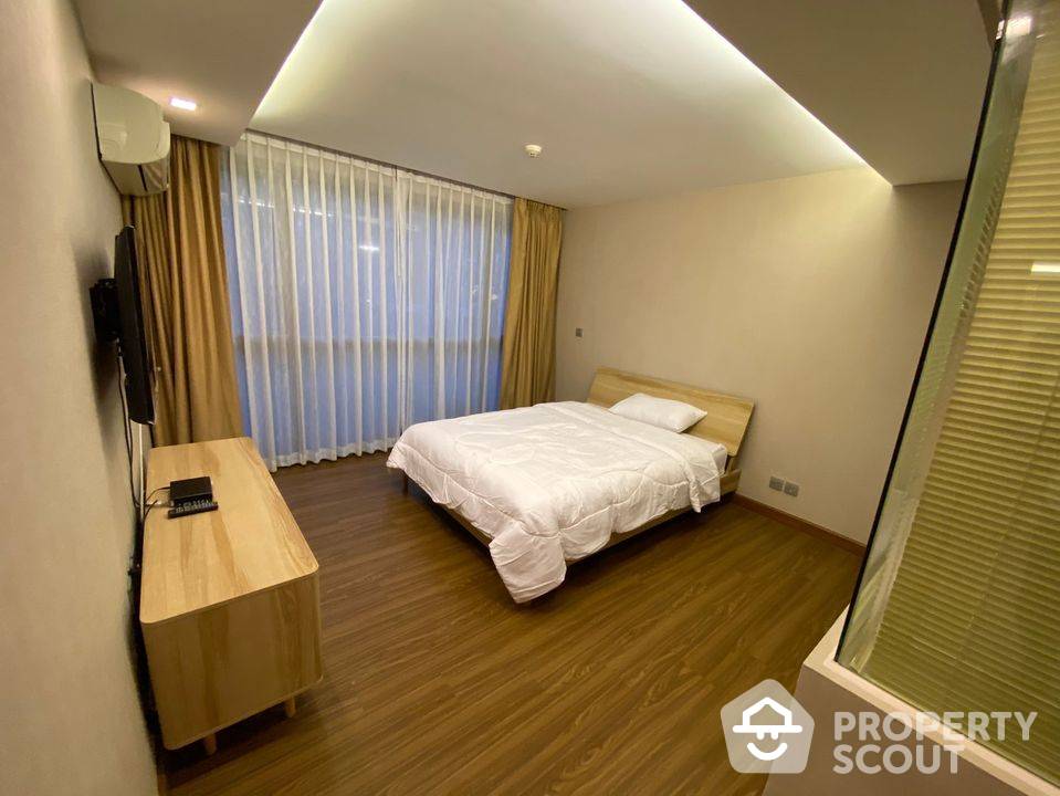 picture 2-BR Condo at Via Botani near BTS Phrom Phong (ID 531399) - 14/17