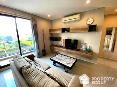 คอนโดให้เช่า : คอนโด 2-ห้องนอน ที่ วิลล่า อโศก ใกล้ MRT เพชรบุรี (ID 995543)