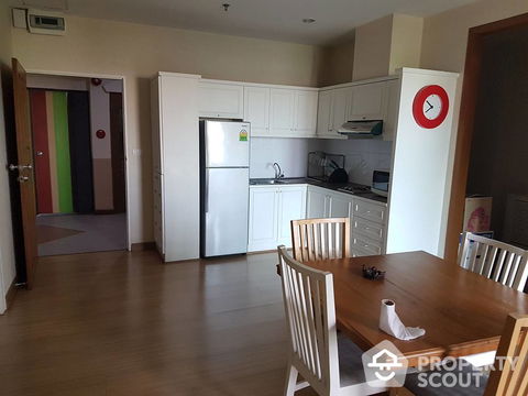 3-BR Condo at The Maple Sathon-Narathiwat Condominium near BTS Saint Louis (ID 514608)