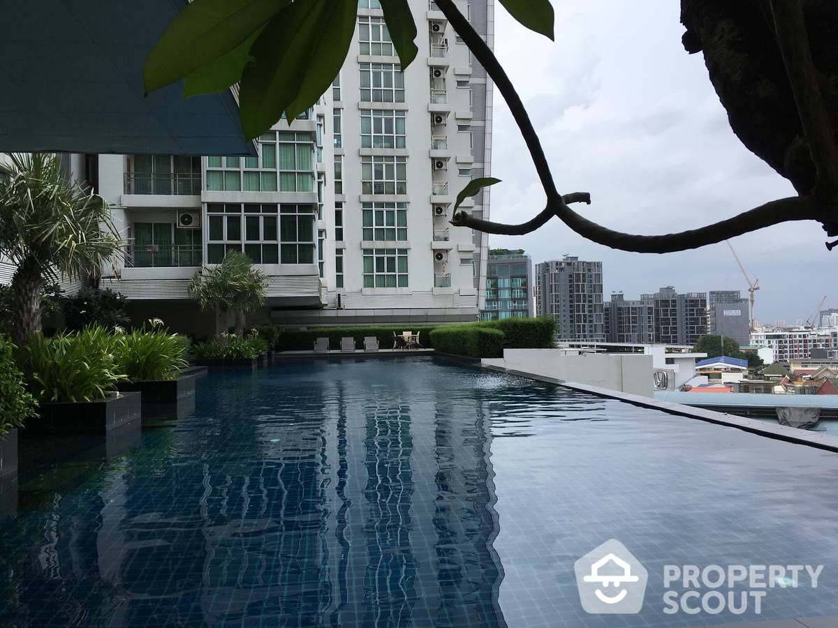 รูป คอนโด 2 นอน at Nusasiri Grand Condominium ใกล้ BTS เอกมัย (ID 886431) - รูปที่ 1/5