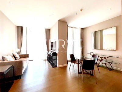Condos for rent : 1 Beds with Bathtub Nice View Good Location Close to BTS Ratchadamri 300 m at Magnolias Ratchadamri Boulevard Condo / For Rent
