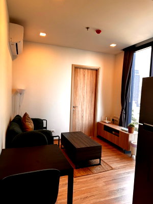 คอนโดให้เช่า : ** ให้เช่า XT Phayathai ห้องใหม่- 34 ตร.ม. 1Bed ห้องสวย เฟอร์ครบ ใกล้ BTSพญาไท **