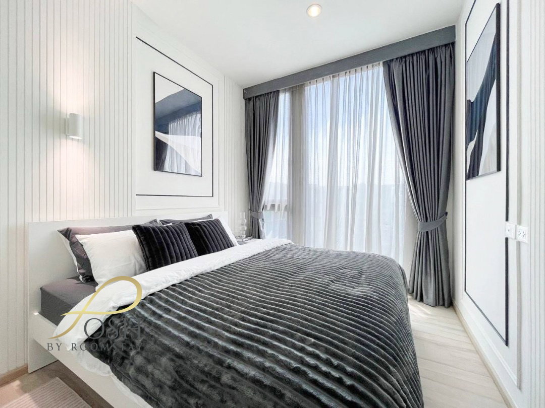 SALE!! THE BASE UPTOWN by Sansiri, corner room, pool view. The project is next to the bypass road, Lotus intersection, next to the ttb bank.