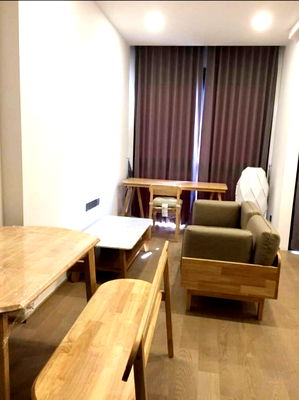 Condos for rent Central Silom : ATJ122  Ashton Chula-Silom, 7th floor, building view, 33.5 sq m., 1 bedroom, 1 bathroom, 25,000 baht. 064-959-8900