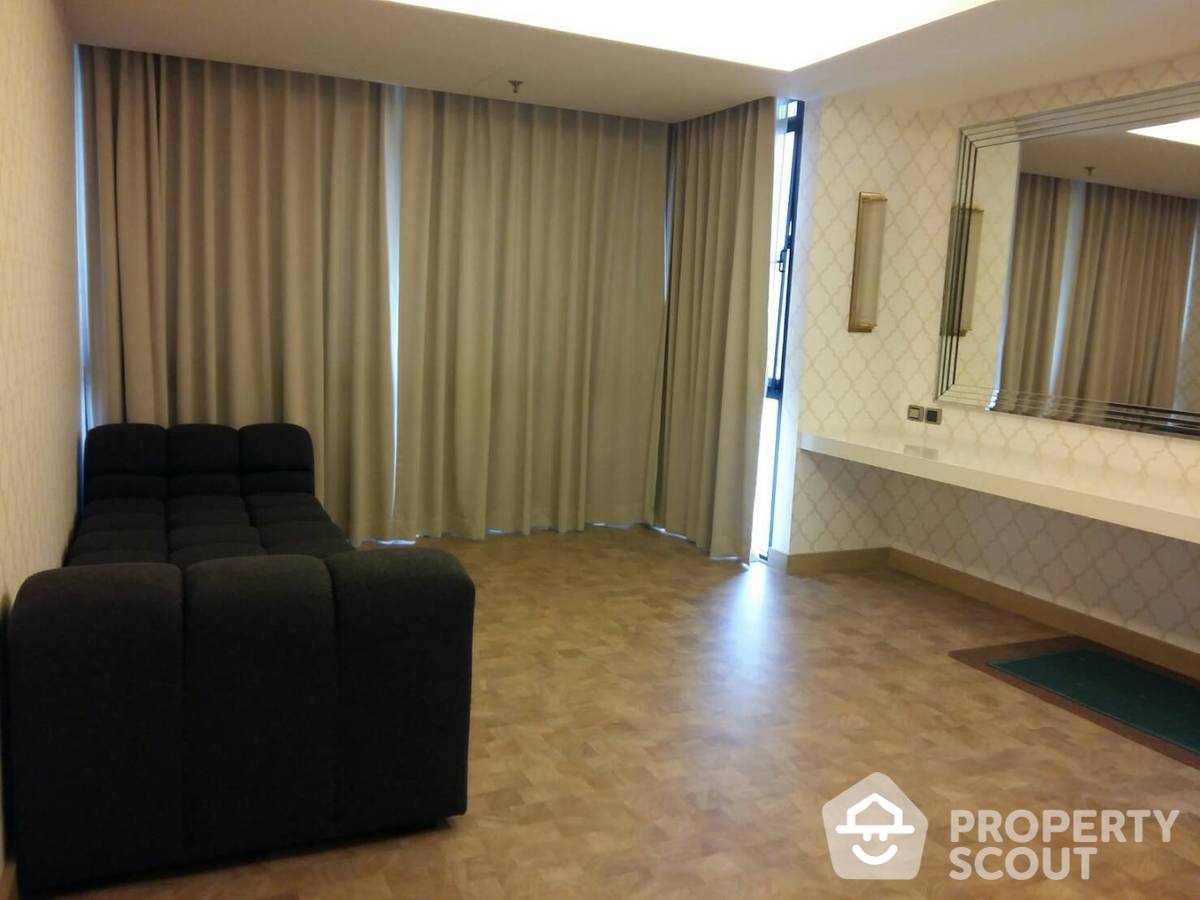 รูป คอนโด 2 นอน at Polo Park Condominium ใกล้ MRT ลุมพินี (ID 882268) - รูปที่ 1/6