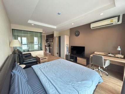รูปภาพ Condo for rent Ladda Plus golden location near the community sea view beautifully decorated fully furnished convenient to travel