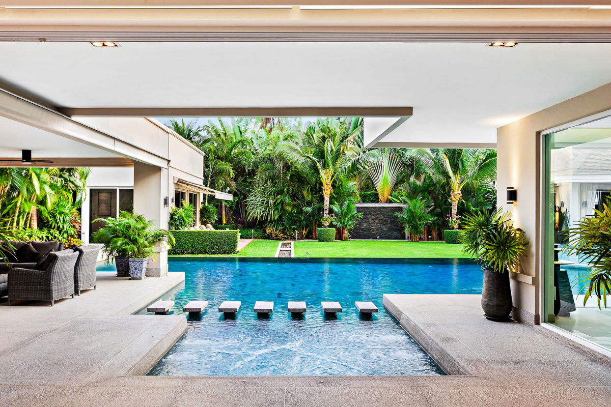 picture Private Pool Villa in Pattaya's most prestigious Mabprachan Lake   - 5/14