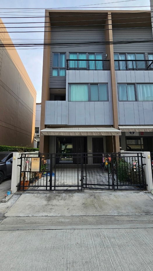 รูป ขายทาวน์โฮม บ้านกลางเมืองสาทรสุขสวัสดิ์ 39 - รูปที่ 1/26