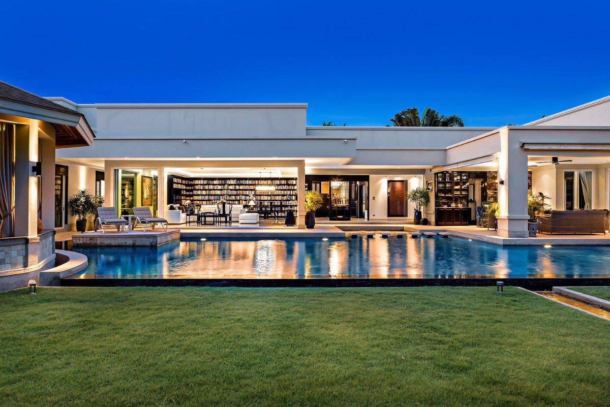picture Private Pool Villa in Pattaya's most prestigious Mabprachan Lake   - 2/14