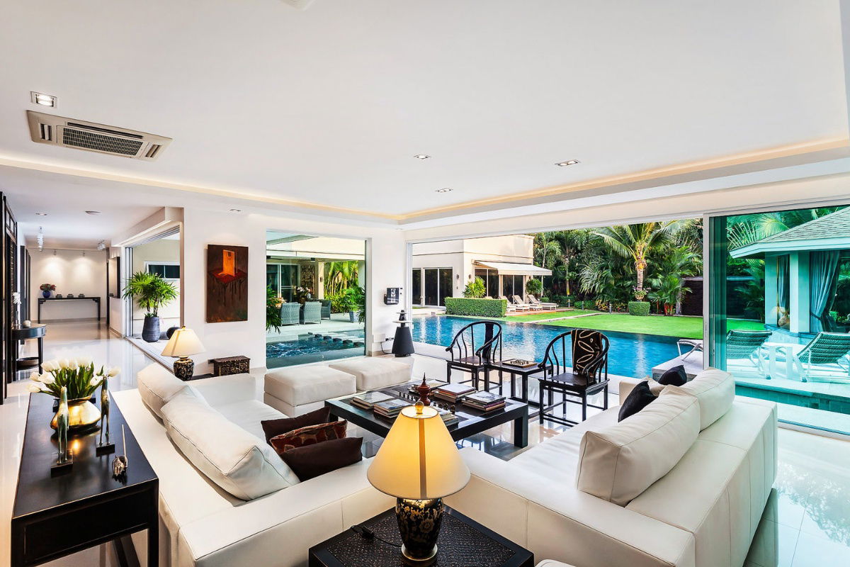 picture Private Pool Villa in Pattaya's most prestigious Mabprachan Lake   - 4/14