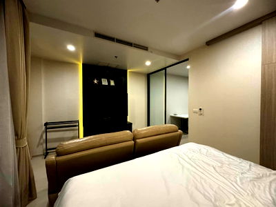 Condos for rent Central World Department Store : For rent Noble Ploenchit Ready to move in (DSG206)