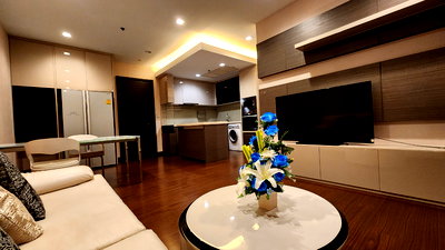 คอนโดให้เช่า : Ivy Ampio | ให้เช่าสองห้องนอน ไซต์ใหญ่ แต่งสวยห้องมุม วิวด้านหลังเงียบมาก ห้องนอนเห็นวิวถนนรัชดา แบบสวยๆ แจ่มๆ อยู่แล้วรวย