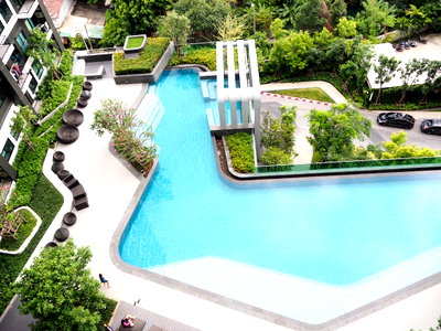 Condos for rent : Swimming Pool  view and Quite room .The Parkland Phetkasem - Tha Phra. 1 bedroom (Available August 8, 2026)