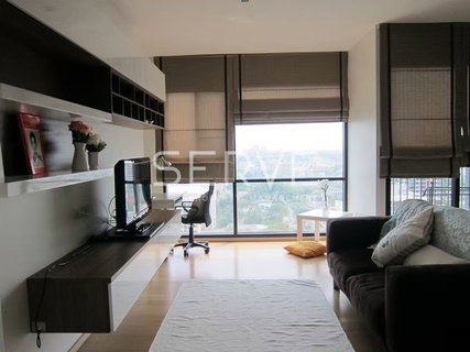รูปภาพ  Large Room Studio Close to BTS Ari station 200 m. & La Villa Market 250 m. @ Noble Reflex
