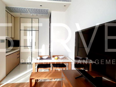 Condos for rent :  Studio with Partition 43 sq.m. High Fl. 20+ Luxury Class Condo Good Location BTS Thong Lo 250 m.-Beatniq Sukhumvit 32 (บีทนิค สุขุมวิท 32)