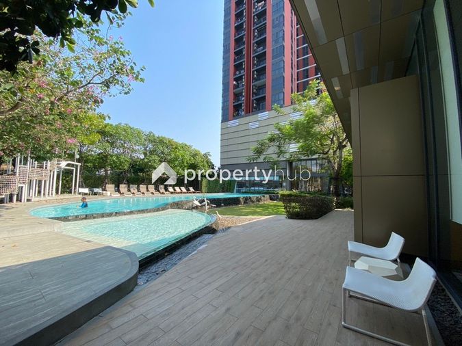 The Base Garden Rama 9