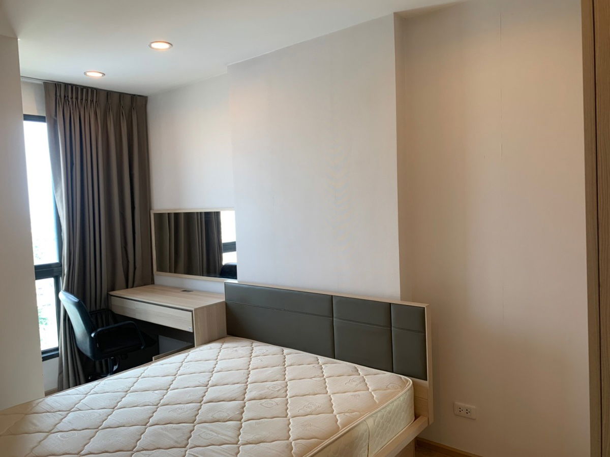 picture *** Condo for Rent : Ideo Sathorn-Thapra (Near BTS Phonimit) *** - 1/4
