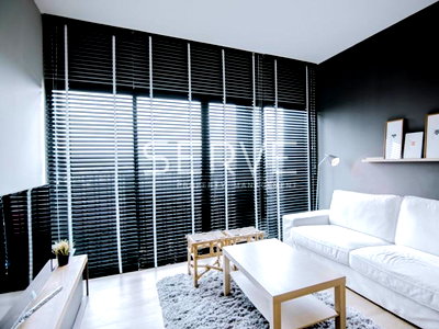 Condos for rent : Large Room 1 Bed with Bathtub East Side Good location BTS Ekkamai / Condo For Sale-Noble Reveal (โนเบิล รีวิล)