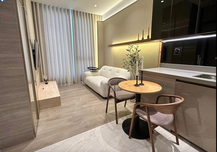 ให้เช่า The Crest Park. 1นอน 47ตร.ม.  Line id: @pfagent