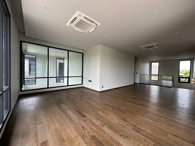 5-bed house for rent, 611 sqm, 125 sq wah, Siraninn Residences Pattanakarn