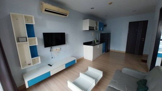 ให้เช่า คอนโดดีทูบางแสน ใกล้ ม.บูรพา ชั้น 3 30 ตร.ม. บิวท์อินทั้งห้อง ราคาเพียง 6,500 เท่านั้น สนใจโทร.091-082-8888