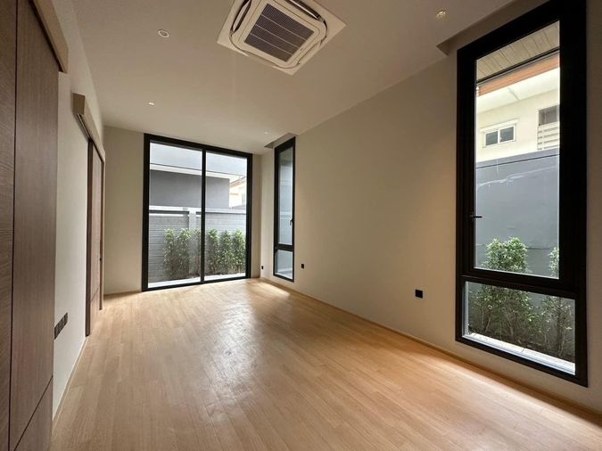 5-bed house for rent, 611 sqm, 125 sq wah, Siraninn Residences Pattanakarn
