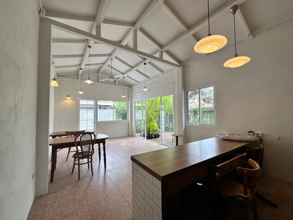 รูป ให้เช่าบ้านพร้อมสวน เหมาะทำโฮมออฟฟิศ หรือร้านค้า Tel 0999983897 - รูปที่ 12/28