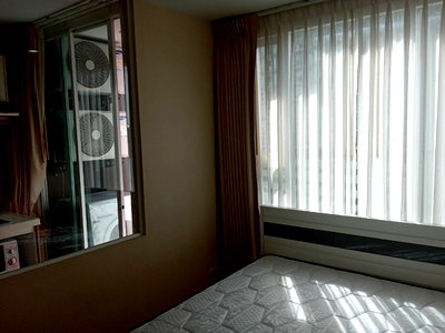 Condos for rent Central Silom : for rent Tourmaline Lite Sathorn-Taksin have washer cheap price 