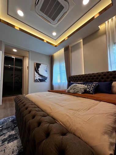 ขายบ้านเดี่ยว 4 ห้องนอน 378 ตร.ม. 122 ตร.ว. นันทวัน พระราม 9 กรุงเทพกรีฑาตัดใหม่