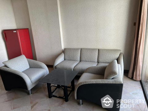 1-BR Condo at Saranjai Mansion Condominium near BTS Nana (ID 1484874)
