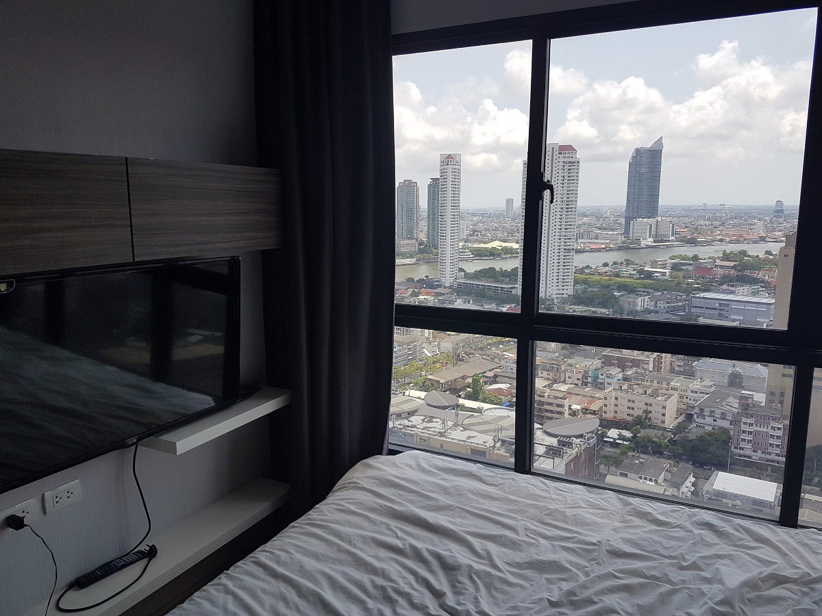 picture For rent URBANO ABSOLUTE SATHORN – TAKSIN (E011) - 7/10