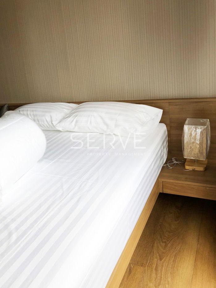 picture Studio Homey Style on High Fl, 15+ Close to BTS Phrom Phong and The Emporium  / Condo for Rent -Park 24 - 5/9