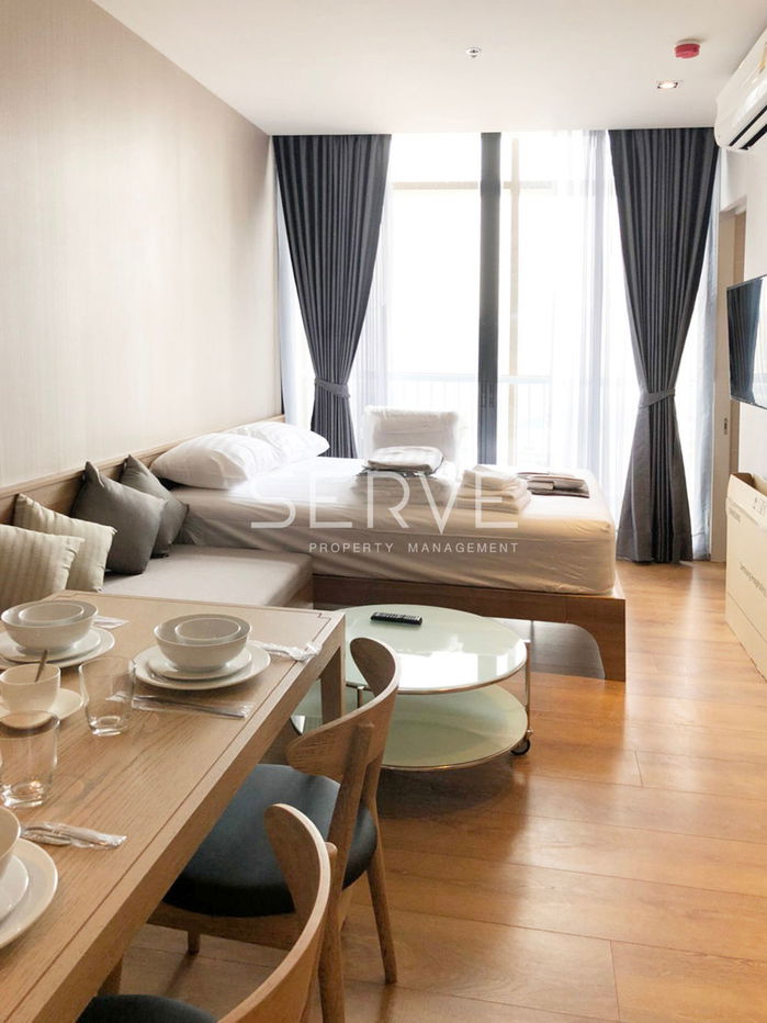 picture Studio Homey Style on High Fl, 15+ Close to BTS Phrom Phong and The Emporium  / Condo for Rent -Park 24 - 6/9