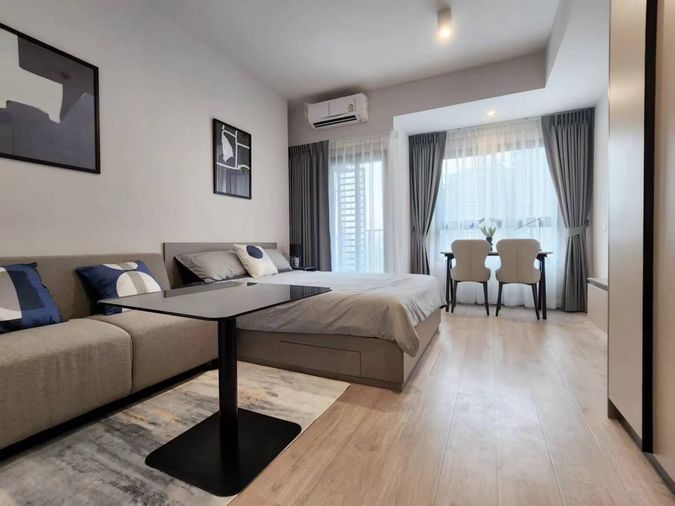 Ideo Rama 9 - Asoke MRT Rama 9 studio with close kitchen take clear view