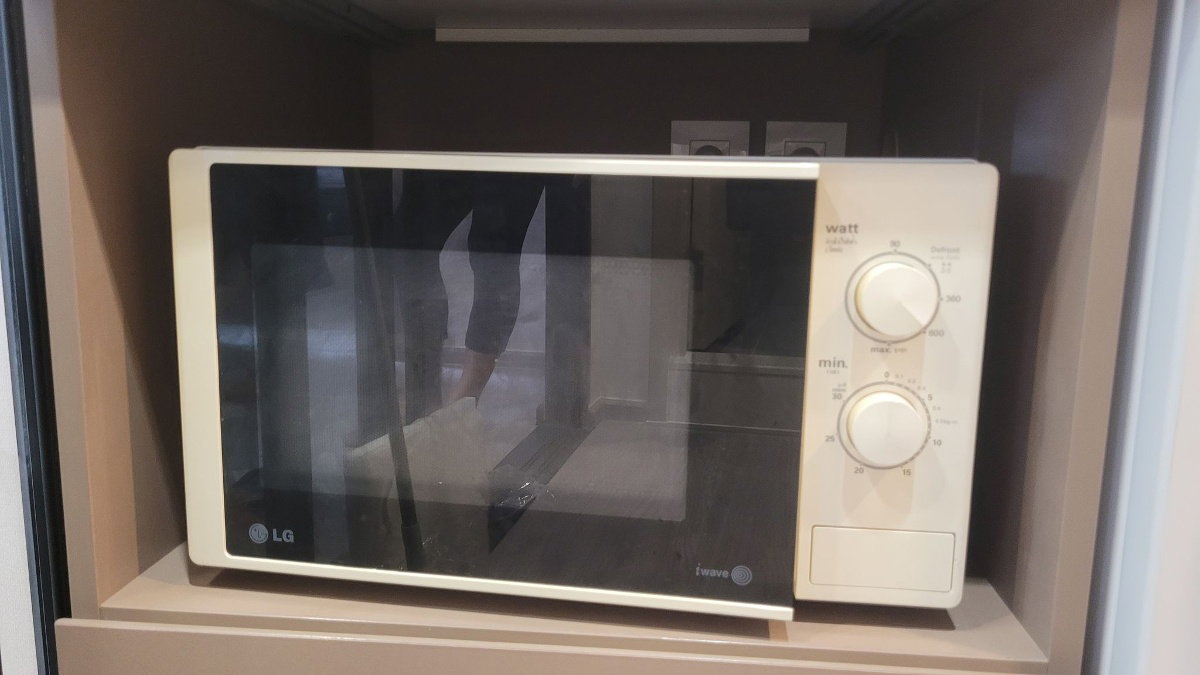 รูป For rent Life Sathorn Sierra ห้องตกแต่งสวย 1 Bed plus ทิศใต้ วิวสระ พร้อมเข้าอยู่ LH-RW004164 - รูปที่ 5/30