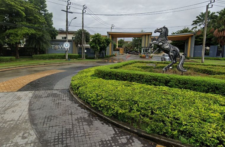 Golden Town Bangna - Kingkaew