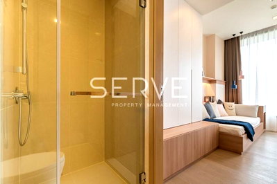 คอนโดให้เช่า : 2 Beds with Bathtub Nice Room and Good Location in Asoke Area MRT Sukhumvit 550 m. & BTS Asok 700 m.-The Esse Asoke (ดิ เอส อโศก)