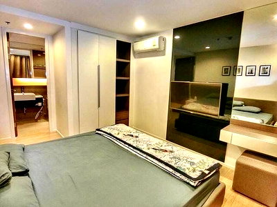 Condos for sale : P-138736 Condo for sale 15 Sukhumvit Residences   fully furnished with tenant 085-592-2897