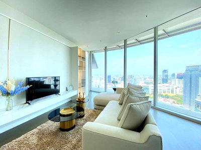 Condos for rent : LTHC10169 – Magnolias Ratchadamri Boulevard FOR RENT size 105 Sq. m. 2 beds 2 baths Near BTS Chidlom Station ONLY 100k/month