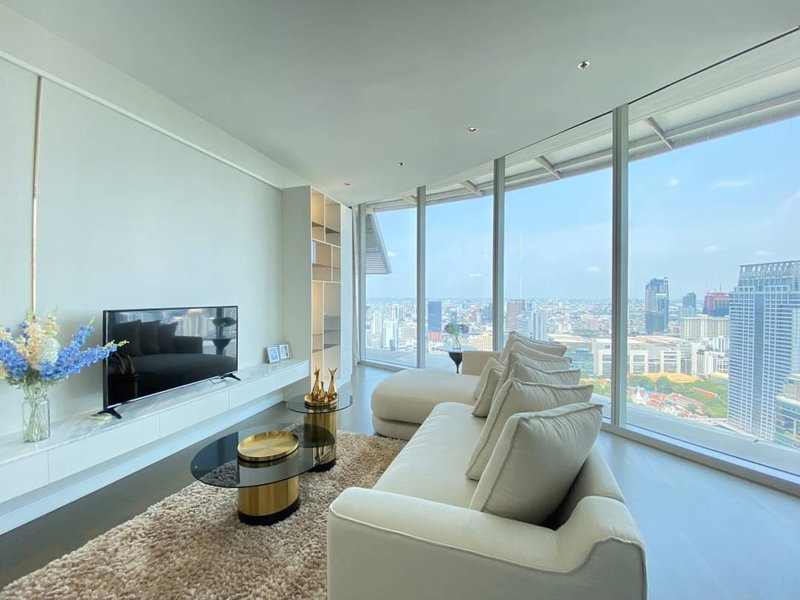 Condos for rent : LTHC10169 – Magnolias Ratchadamri Boulevard FOR RENT size 105 Sq. m. 2 beds 2 baths Near BTS Chidlom Station ONLY 100k/month