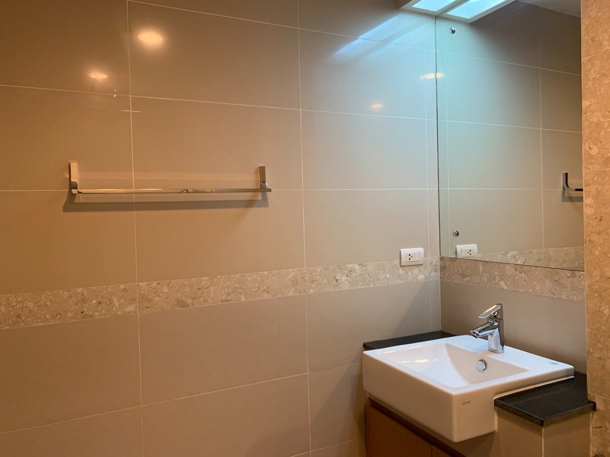 picture For Rent The Crest Ruamrudee (APR046) 👉id line : @condo88 - 4/24