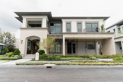 Grand Bangkok Boulevard Ratchaphruek - Pinklao 4 bedrooms, for sale