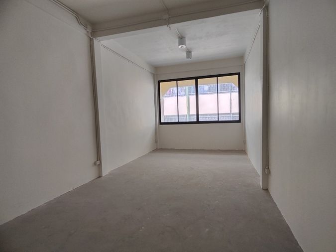 4-bed home office for sale, 172 sqm, 10.8 sq wah, Pom Prap Sattru Phai