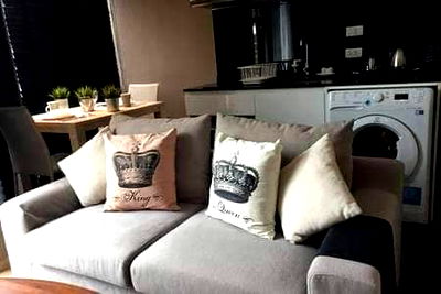 Condos for rent Central Silom : CCL101 Class Condo Silom, fully furnished, 7th floor, size 30 sqm. 24,000 baht. 064-959-8900
