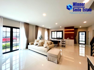 Houses for rent บิ๊กซี บางพลี : Single house for rent, Centro Bangna Phase 2, (negotiable) location next to Mega Bangna, beautiful house, fully decorated, ready to move in.