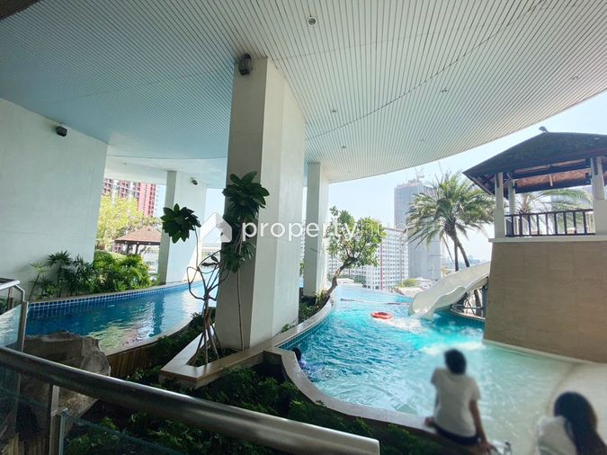 Sky Walk Residences