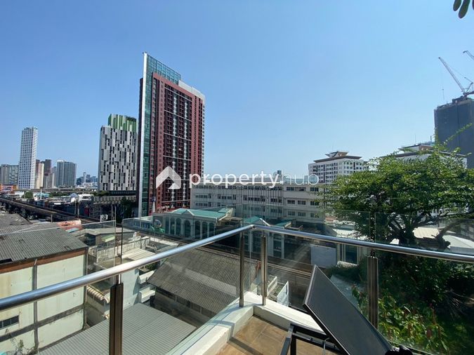 Sky Walk Residences