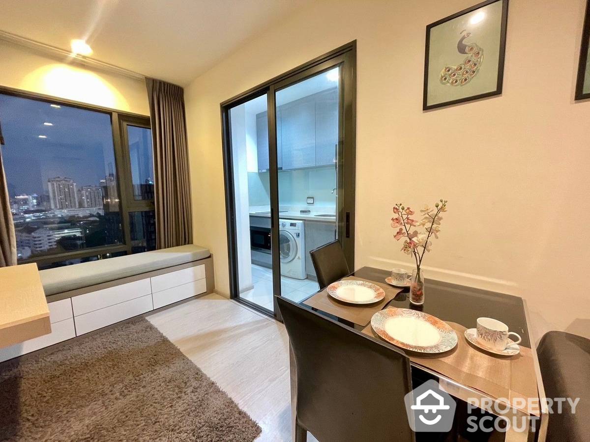 รูป คอนโด 1-ห้องนอน ที่ ริทึ่ม สุขุมวิท 36-38 ใกล้ BTS ทองหล่อ (ID 1508881) - รูปที่ 4/13