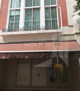 Baan Klangkrung Thonglor 4 bedrooms, for sale